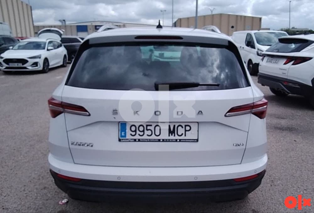 šKoda Karoq 2.0 TDI Dsg7 4X4 AWD Virtual Prvi Vlasnik 2022/2023a