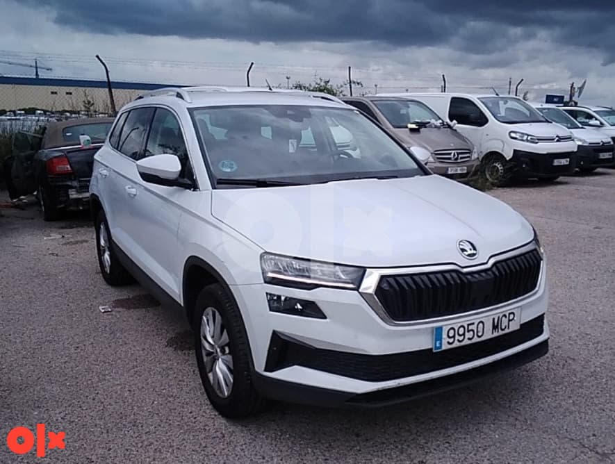 šKoda Karoq 2.0 TDI Dsg7 4X4 AWD Virtual Prvi Vlasnik 2022/2023a