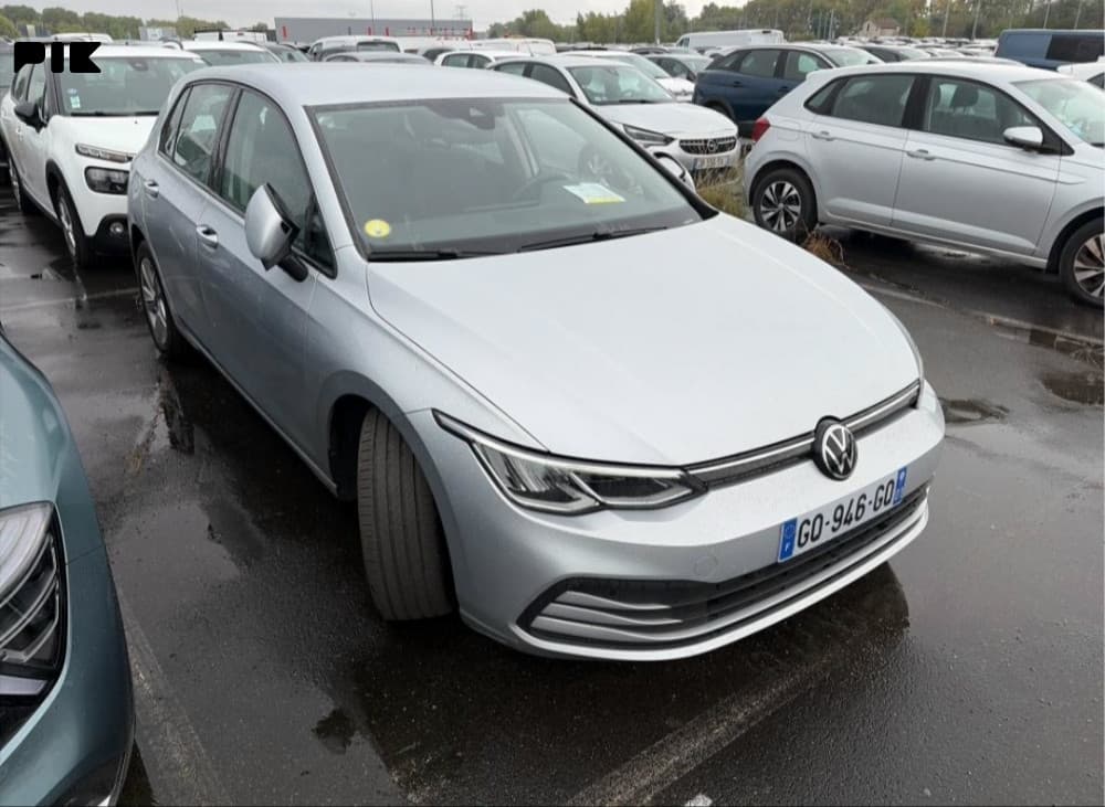 Volkswagen Golf 8 Iq Drive 2.0 TDI Prvi Vlasnik 2023a