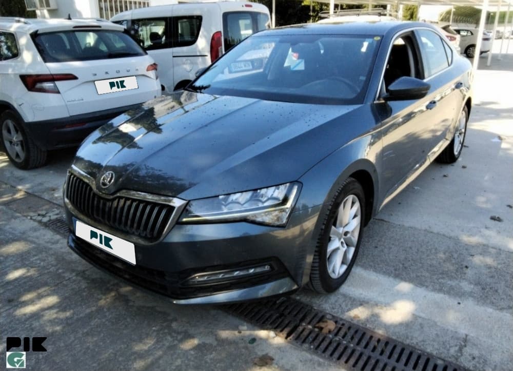 Škoda Superb 2.0 TDI 2021a Prvi Vlasnik