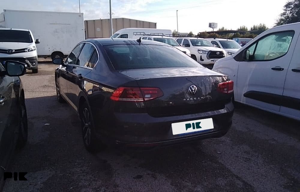 Volkswagen Passat 2.0 TDI DSG Automatik 2022a Prvi Vlasnik